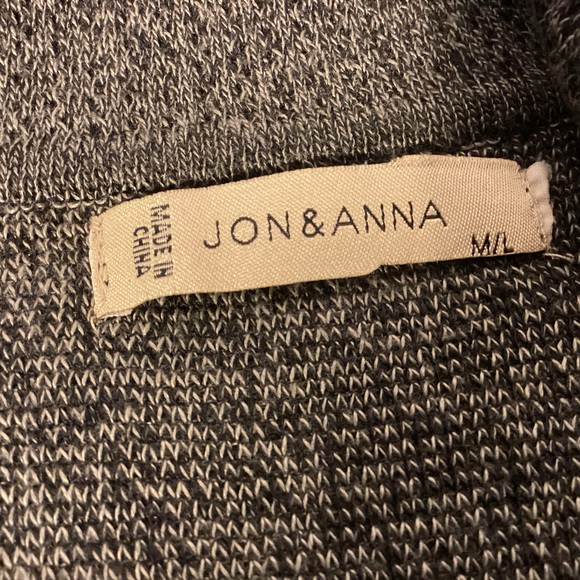Jon & Anna Cardigan Sweater with front pockets Womens size Medium / Large - Picture 5 of 11